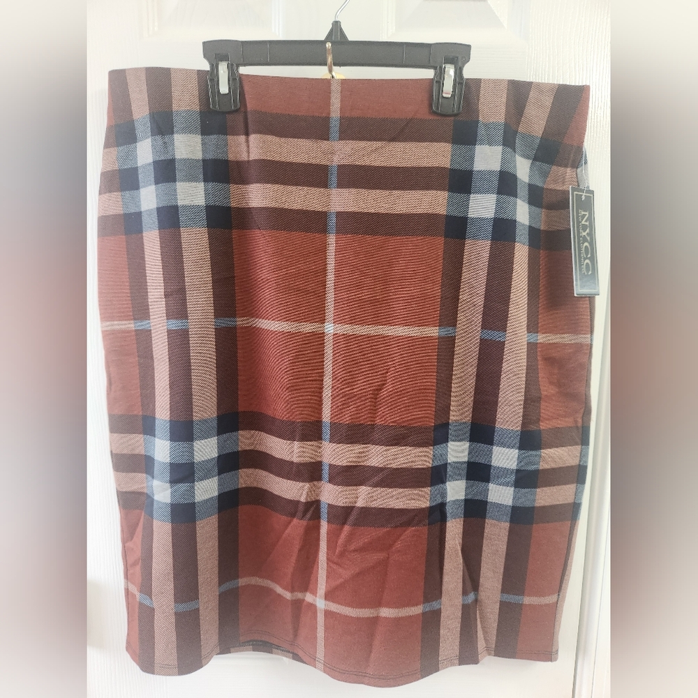 NYCC Plaid XL Pencil Skirt